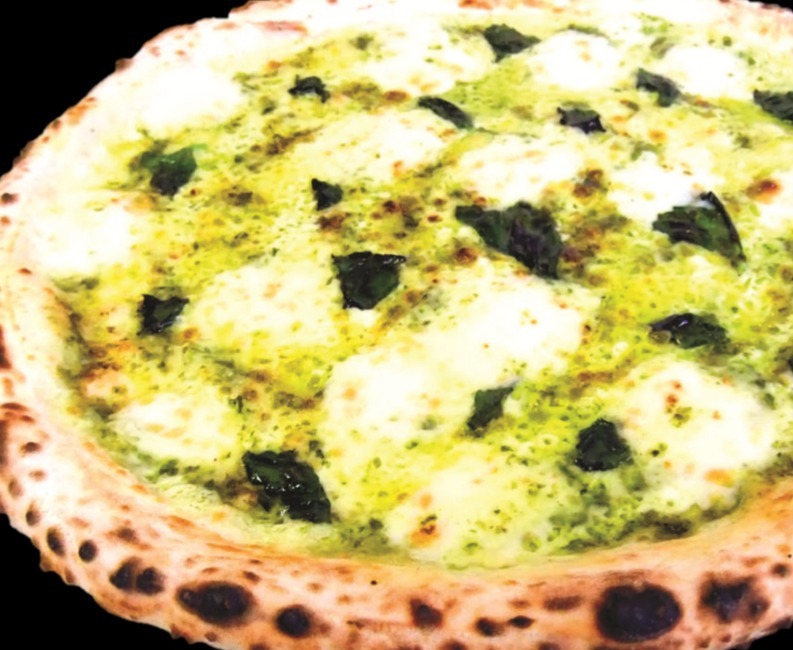 FELICEキッチンカーのジェノベーゼピザ